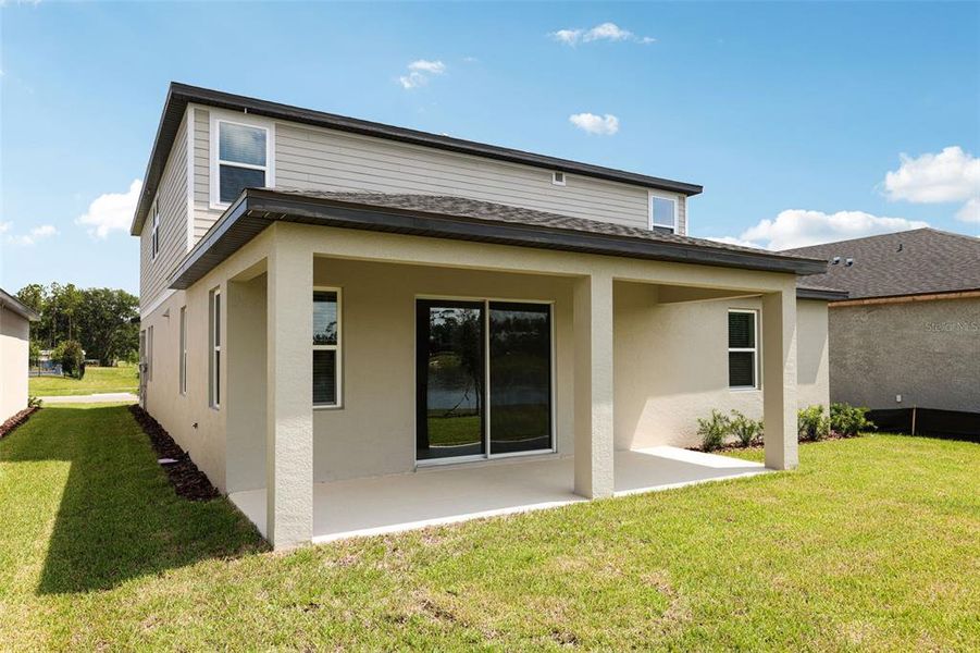 Exterior details and patio area of a home in Ridgehaven - Signature Series, Ormond Beach (Image 3). Exterior details and patio area of a home in Ridgehaven - Signature Series, Ormond Beach (Image 3).