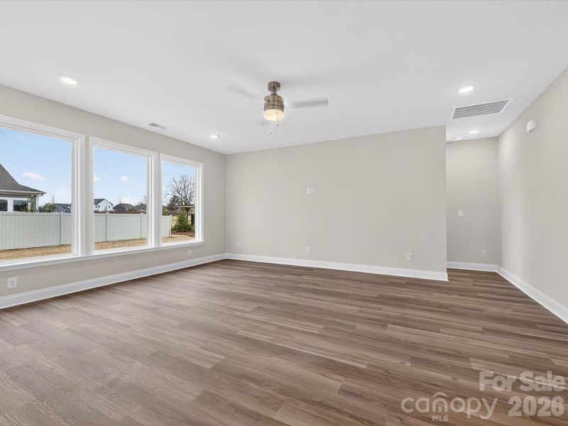 Spacious, unfurnished interior of a new home in Encore at Harmony, Harrisburg (Image 27).