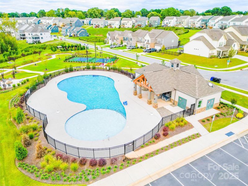 Community amenities in , Mooresville (Image 30). Community amenities in , Mooresville (Image 30).