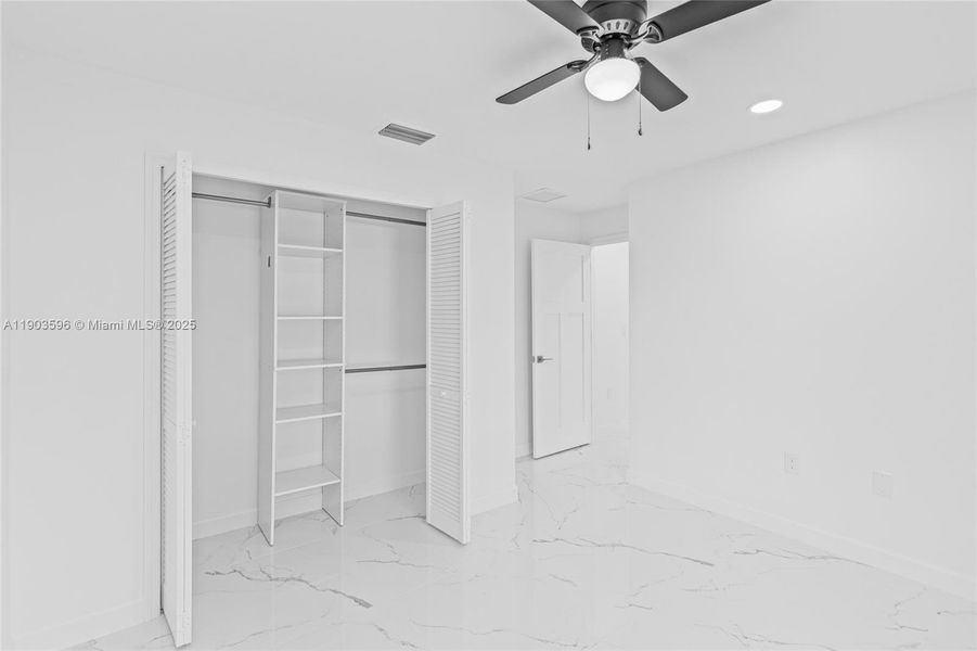 Spacious, unfurnished interior of a new home in , Lehigh Acres (Image 35).