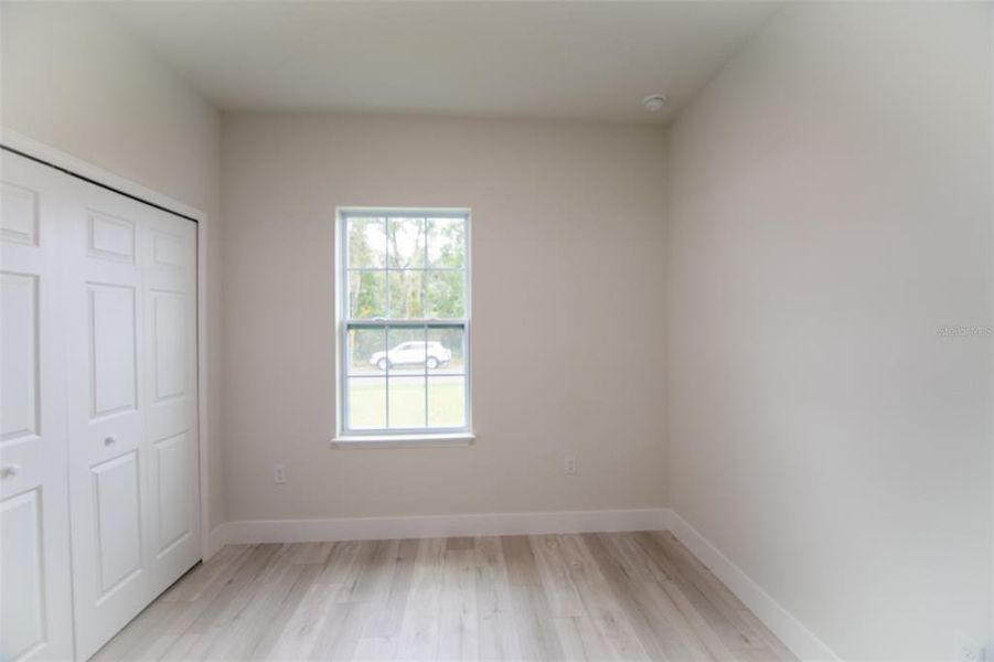 Spacious, unfurnished interior of a new home in , Ocala (Image 20).