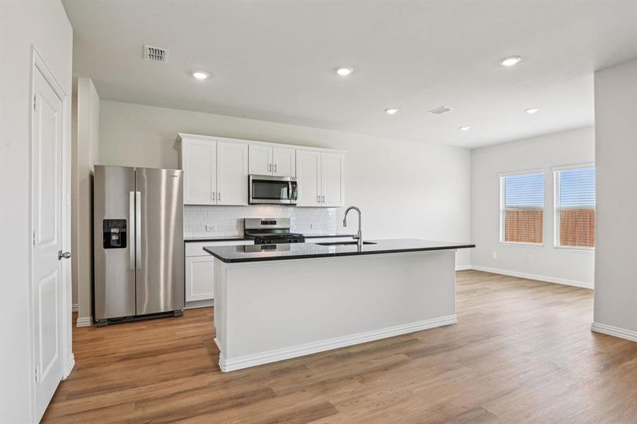 Furnished interior view inside a new home in River Ridge, Crandall (Image 12).