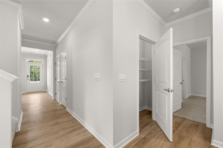 Spacious, unfurnished interior of a new home in Fairway 17 at Mirror Lake, Villa Rica (Image 27).