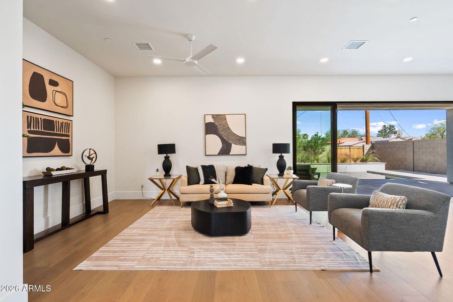 23-web-or-mls-A7405924