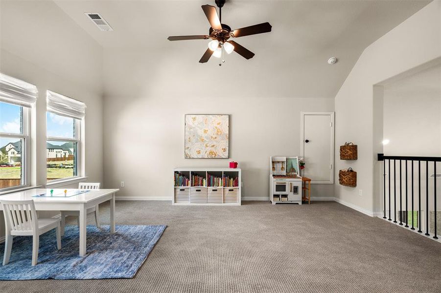 Furnished interior view inside a new home in , Prosper (Image 19).