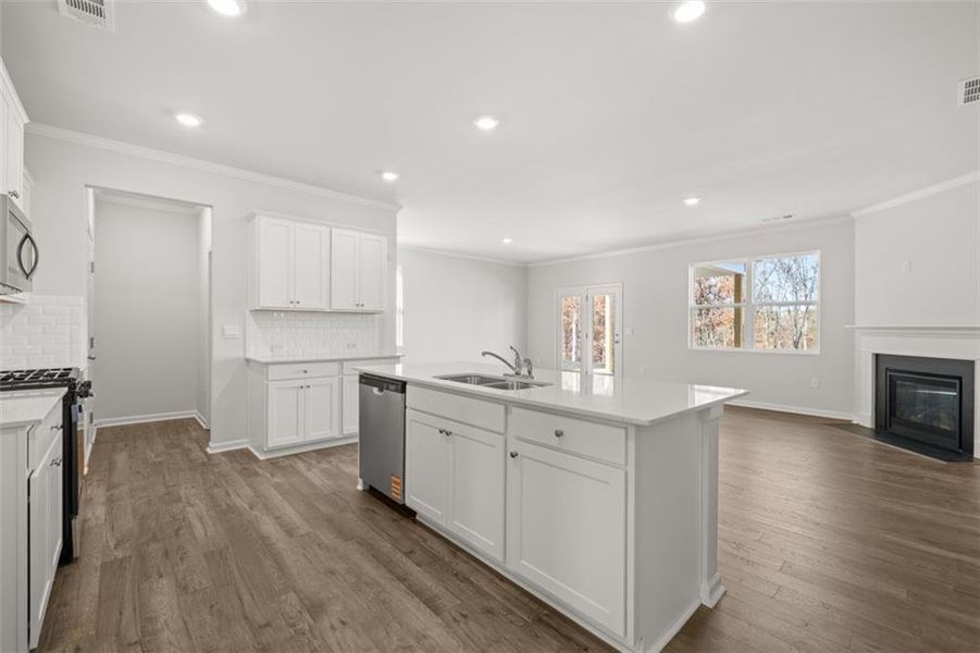 Furnished interior view inside a new home in Falcon Landing, Gainesville (Image 14).