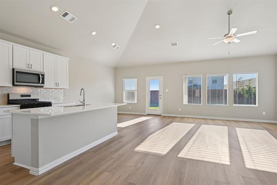 Furnished interior view inside a new home in Lakehaven - Signature Series, Farmersville (Image 12). Furnished interior view inside a new home in Lakehaven - Signature Series, Farmersville (Image 12).