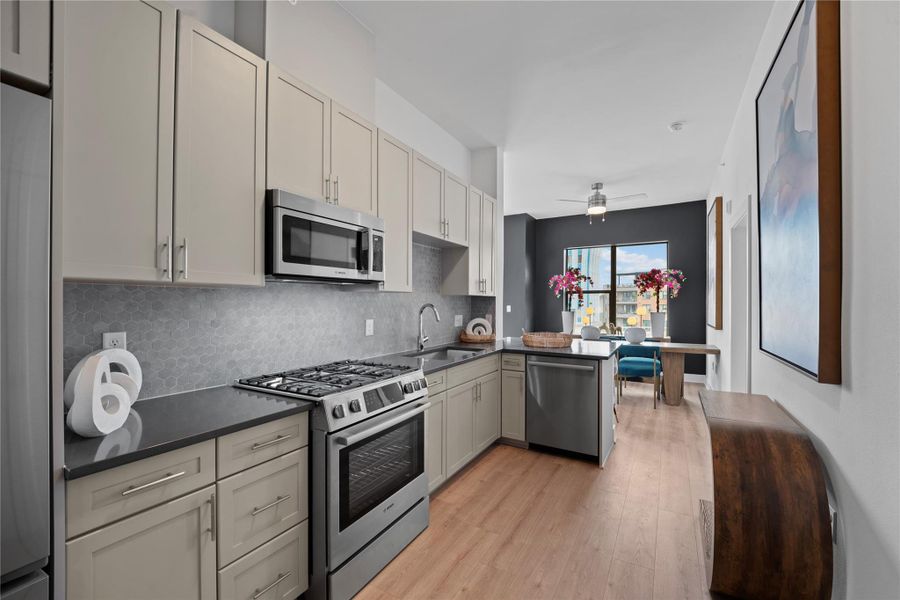 Images are for illustrative purposes only. Photos reflect a similar floor plan and are intended to convey the overall look and feel of the interiors.