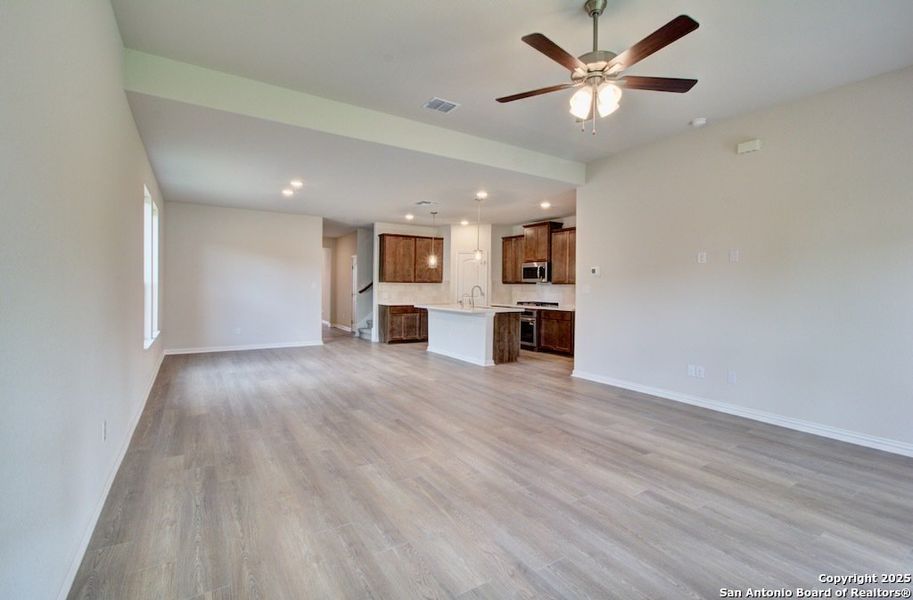 Spacious, unfurnished interior of a new home in Clear Creek, New Braunfels (Image 15).
