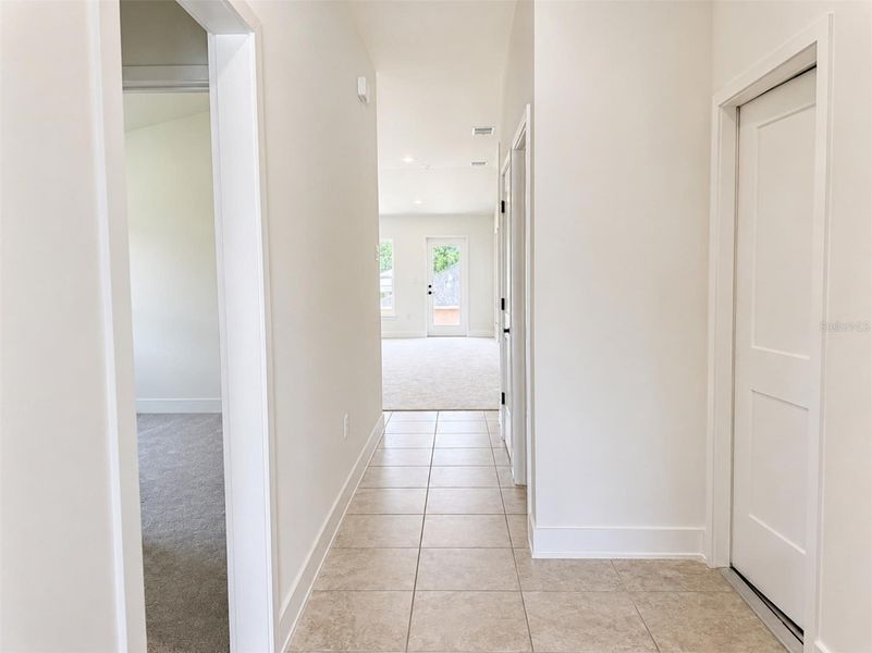 Spacious, unfurnished interior of a new home in Arbor Park, Leesburg (Image 7). Spacious, unfurnished interior of a new home in Arbor Park, Leesburg (Image 7).