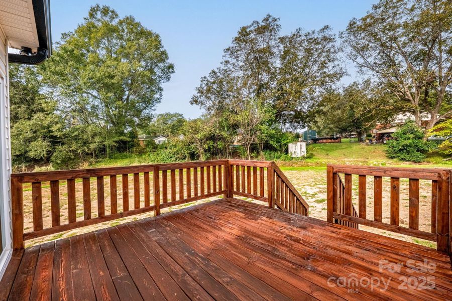 Exterior details and patio area of a home in , Shelby (Image 27).