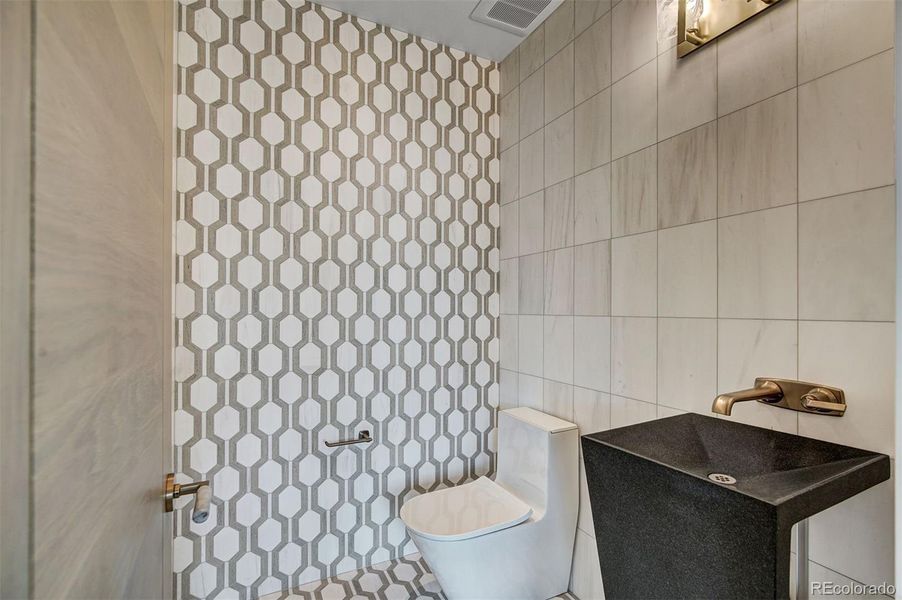 Furnished interior view inside a new home in , Breckenridge (Image 7).