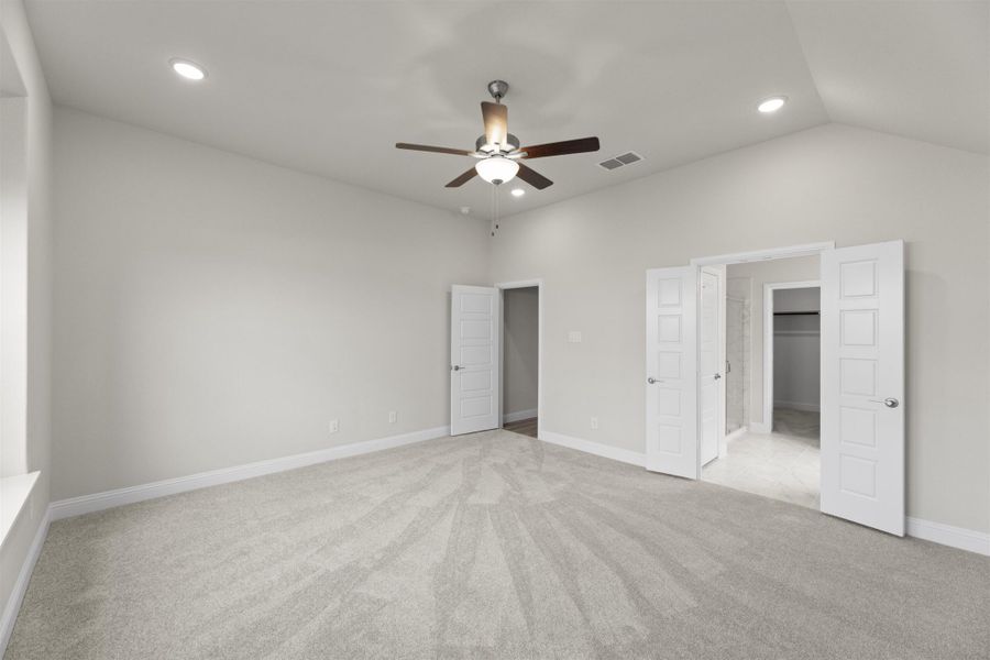 Spacious, unfurnished interior of a new home in River Ranch, Van Alstyne (Image 23). Spacious, unfurnished interior of a new home in River Ranch, Van Alstyne (Image 23).