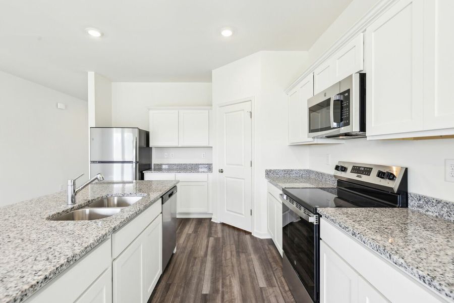 Representative furnished interior of a home built from the Galileo by Starlight Homes in Harrington Trails at The Canopies, New Caney (Image 22).
