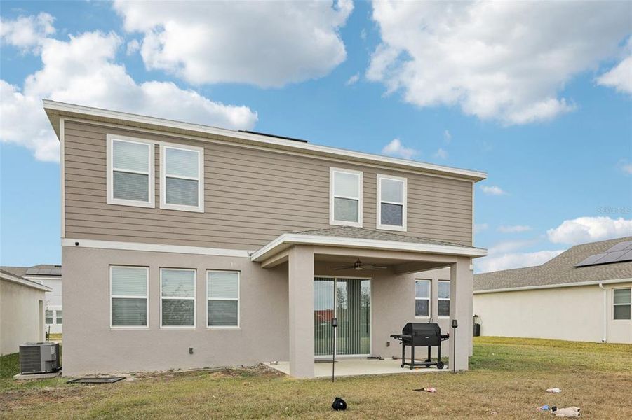 Exterior details and patio area of a home in , Apopka (Image 32).