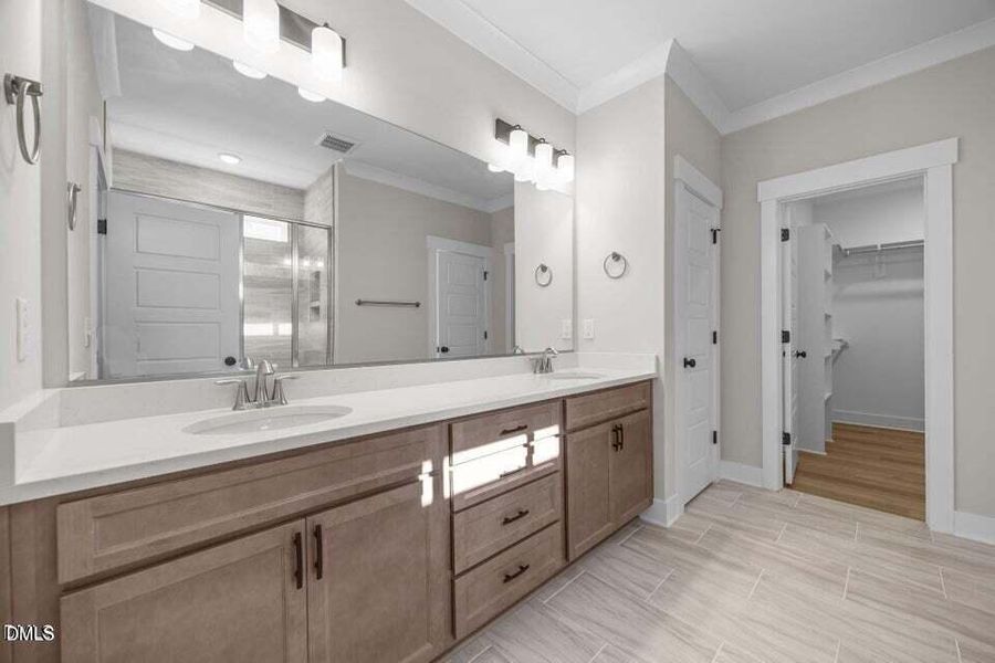 20260106204120518104000000-o