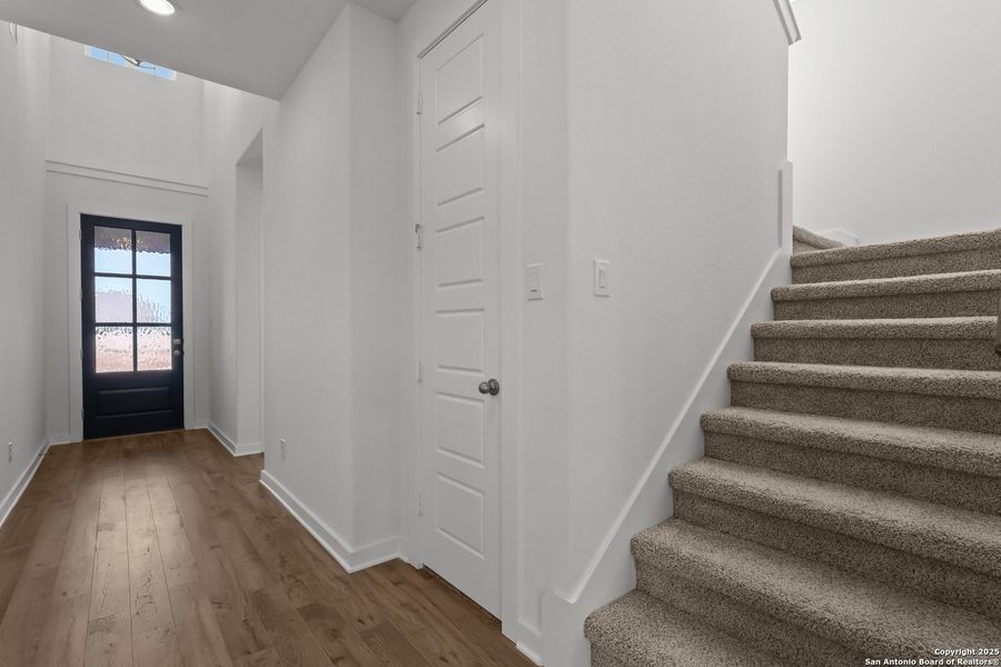 Spacious, unfurnished interior of a new home in Stillwater Ranch, San Antonio (Image 17). Spacious, unfurnished interior of a new home in Stillwater Ranch, San Antonio (Image 17).