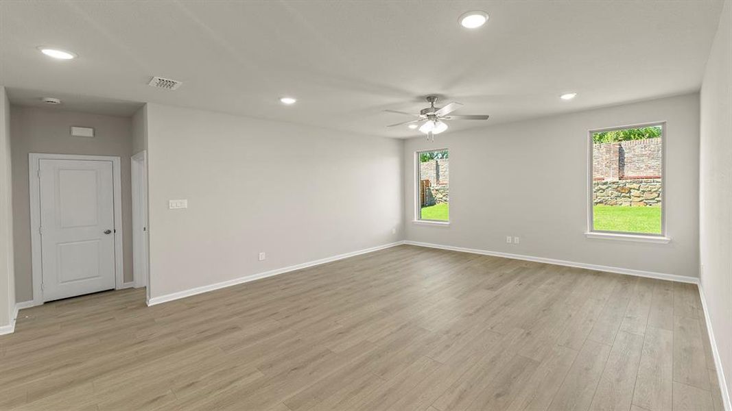 17. 2544 Three Bars - Family (3) 17. 2544 Three Bars - Family (3)