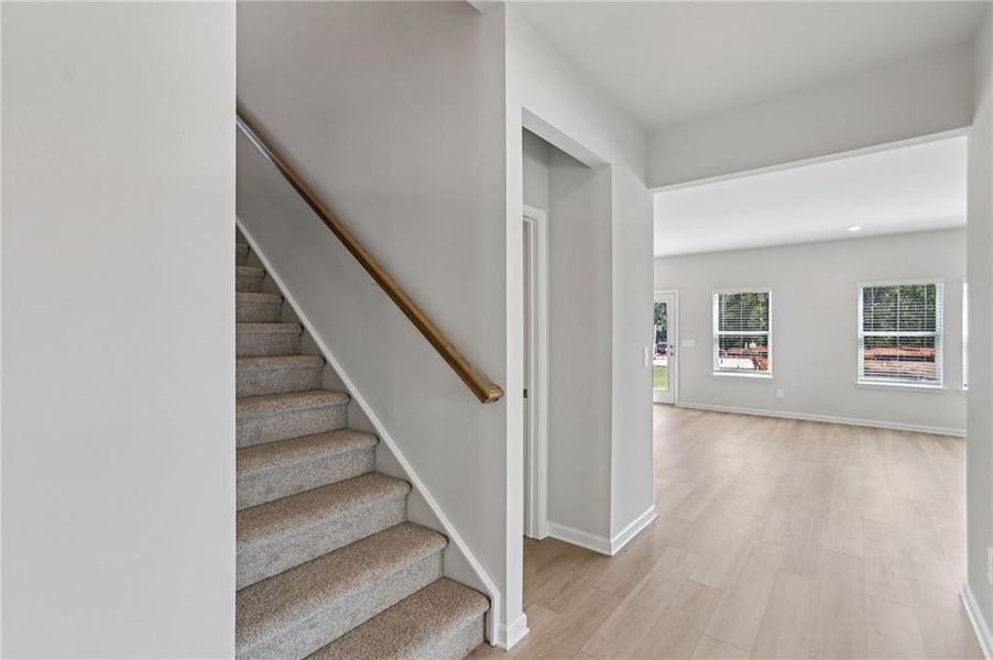 Spacious, unfurnished interior of a new home in Creekside at Oxford Park, Fairburn (Image 17). Spacious, unfurnished interior of a new home in Creekside at Oxford Park, Fairburn (Image 17).