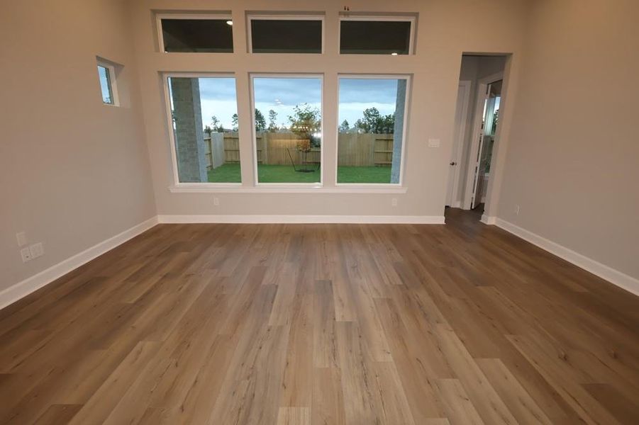 Spacious, unfurnished interior of a new home in ARTAVIA 45' Homesites, Conroe (Image 27).