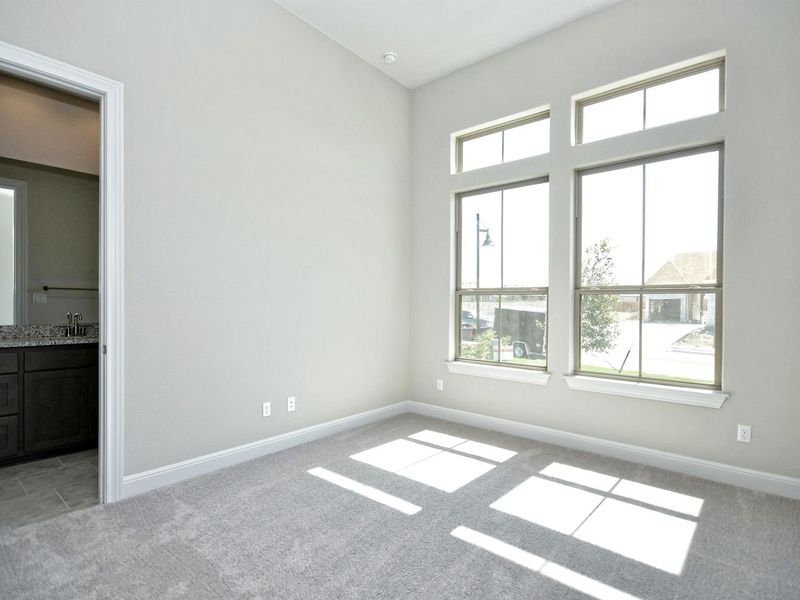 Representative unfurnished interior of a home built from the Siena III by Giddens Homes in Clearwater Ranch, Liberty Hill (Image 204).