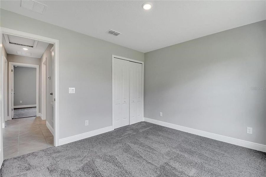 Spacious, unfurnished interior of a new home in , Kissimmee (Image 15).