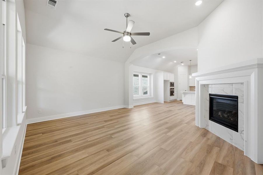 Spacious, unfurnished interior of a new home in Gateway Village - The Reserve, Denison (Image 19). Spacious, unfurnished interior of a new home in Gateway Village - The Reserve, Denison (Image 19).