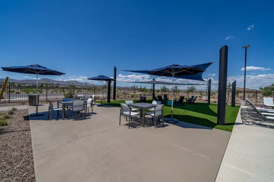 Community amenities in Allen Ranches, Litchfield Park (Image 27).