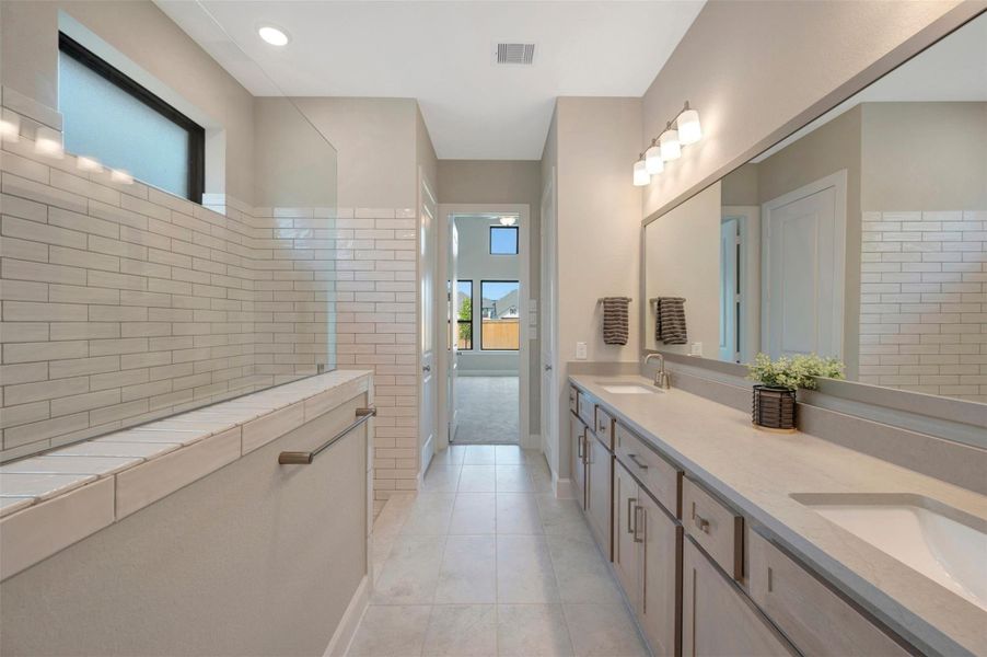 Furnished interior view inside a new home in , Magnolia (Image 10).