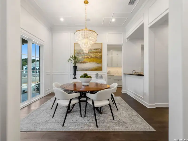 Furnished interior view inside a new home in , Alamo Heights (Image 31).
