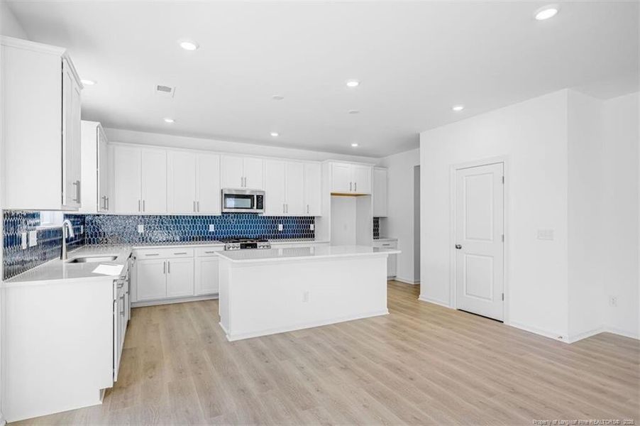 535 Claftin Street - Ready Now!