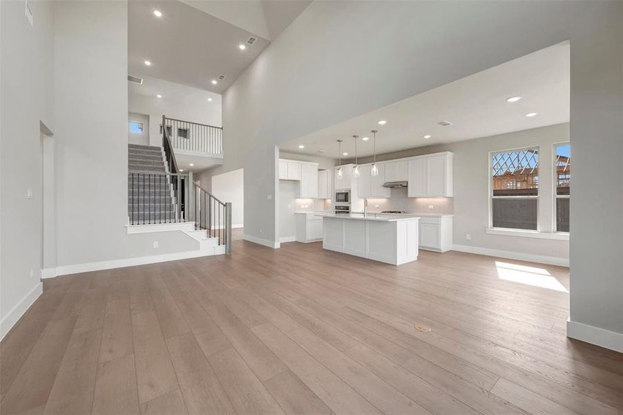 Spacious, unfurnished interior of a new home in Lily Creek at Sutton Fields, Aubrey (Image 24).