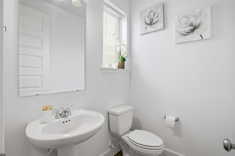 Furnished interior view inside a new home in Elyson, Katy (Image 17).