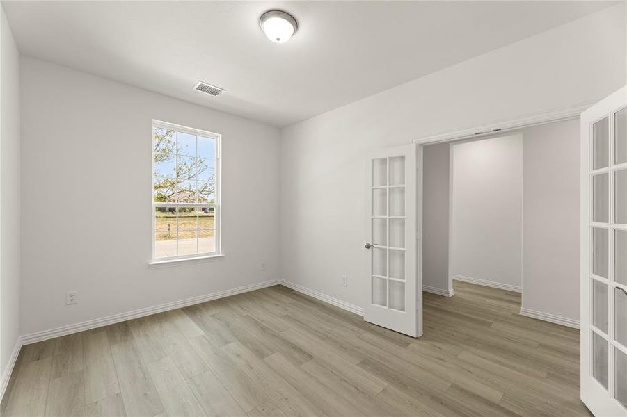 Spacious, unfurnished interior of a new home in Edgewater, Fate (Image 31). Spacious, unfurnished interior of a new home in Edgewater, Fate (Image 31).