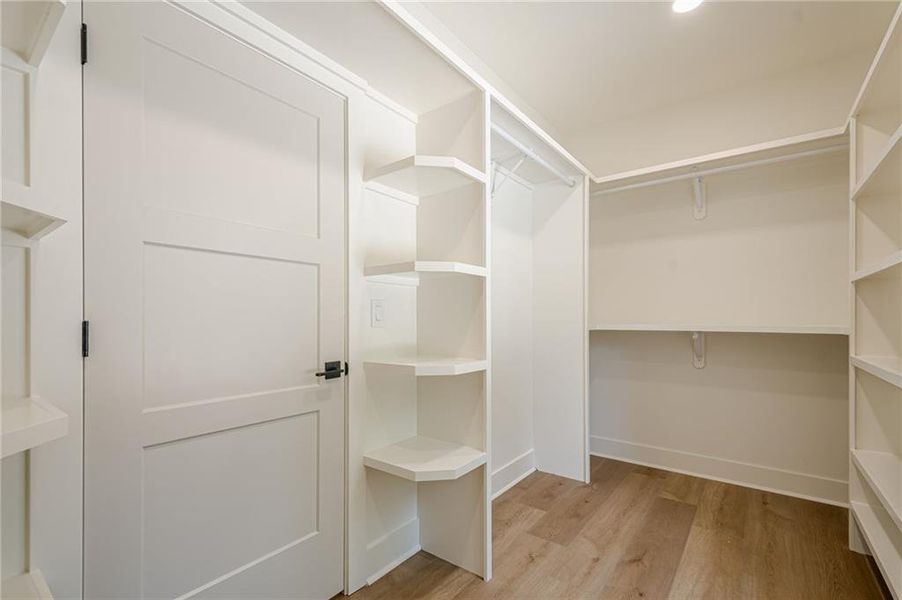 Furnished interior view inside a new home in , Woodstock (Image 7).