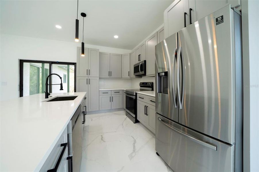 Spacious, unfurnished interior of a new home in , Punta Gorda (Image 18).