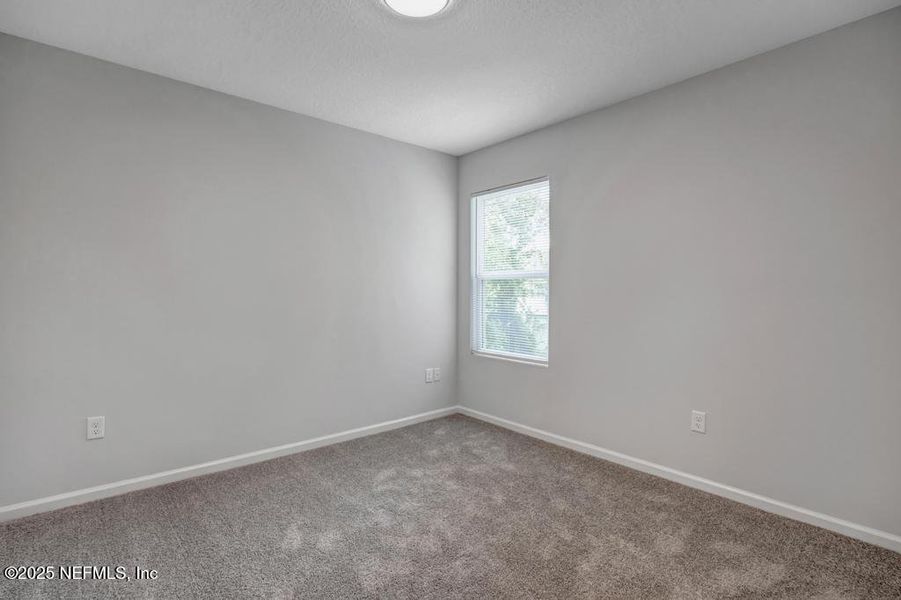 Spacious, unfurnished interior of a new home in , Jacksonville (Image 21).