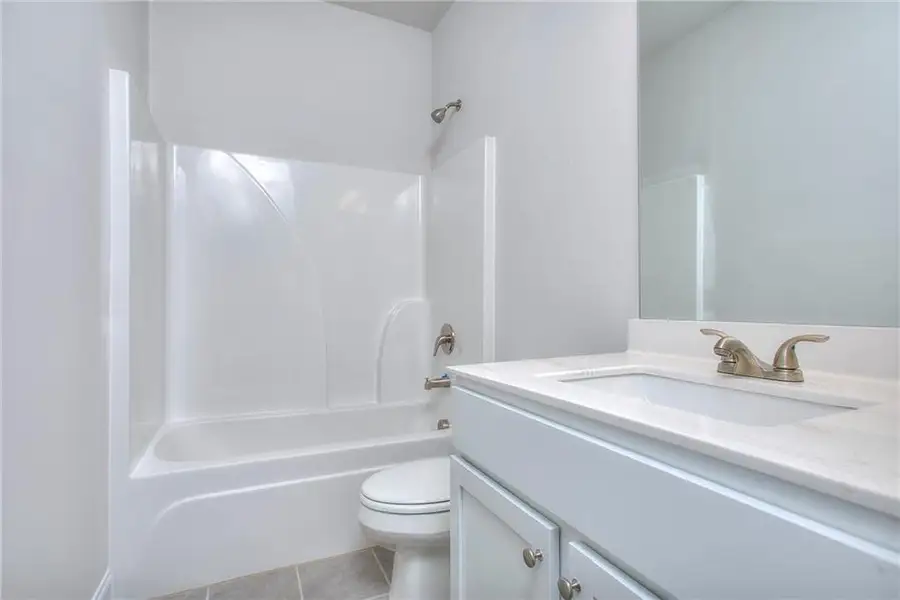 Image 32 of a home in .