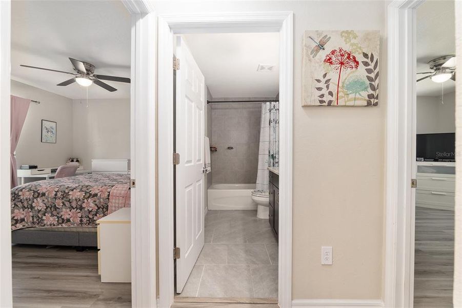 Furnished interior view inside a new home in , Ocala (Image 34).