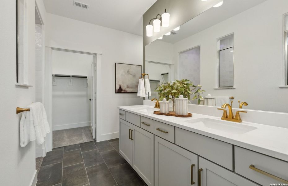 Furnished interior view inside a new home in Del Webb New Braunfels at Veramendi, New Braunfels (Image 8).