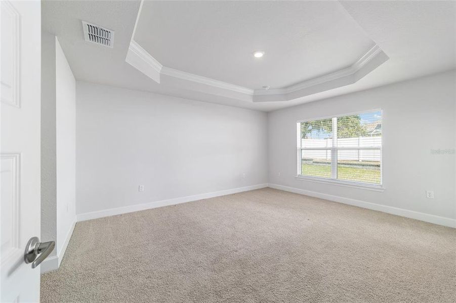 Spacious, unfurnished interior of a new home in Brookhaven, Ocala (Image 58).