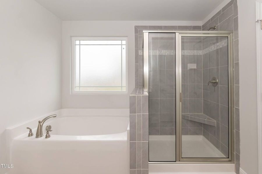 Representative furnished interior of a home built from the 2913 by Adams Homes in Hidden Pines, Cameron (Image 10).