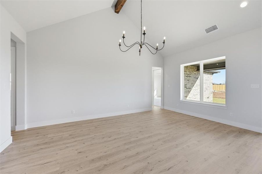 Spacious, unfurnished interior of a new home in Coyote Crossing, Godley (Image 30). Spacious, unfurnished interior of a new home in Coyote Crossing, Godley (Image 30).