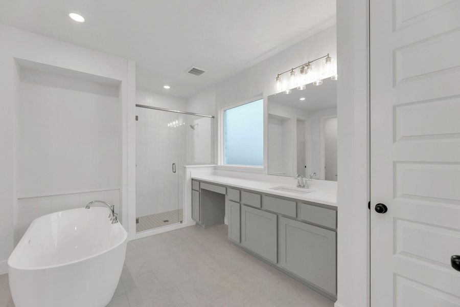 Furnished interior view inside a new home in Santa Rita Ranch, Liberty Hill (Image 7).