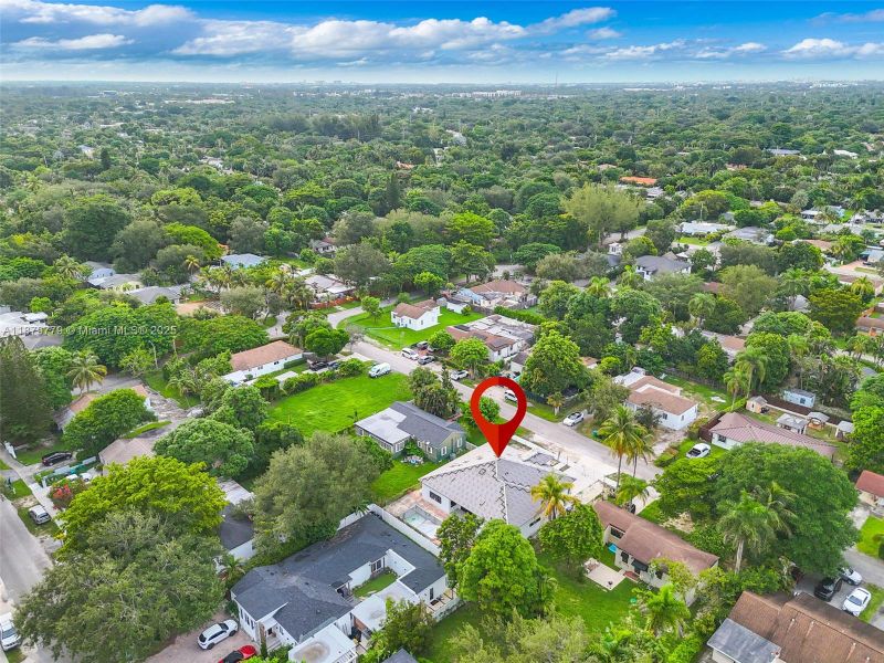 Image 37 of a home in .