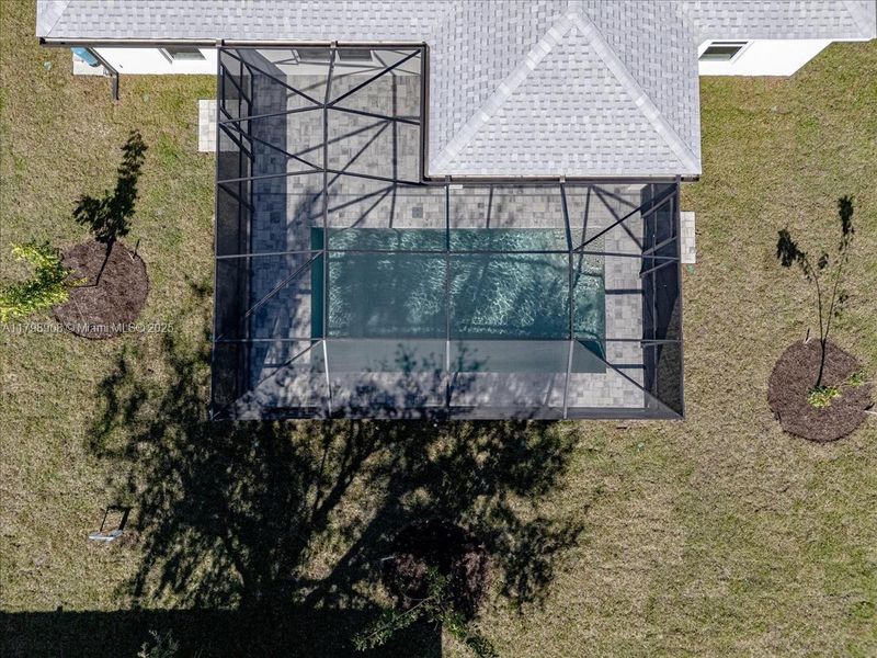 Image 39 of a home in Cape Coral. Image 39 of a home in Cape Coral.