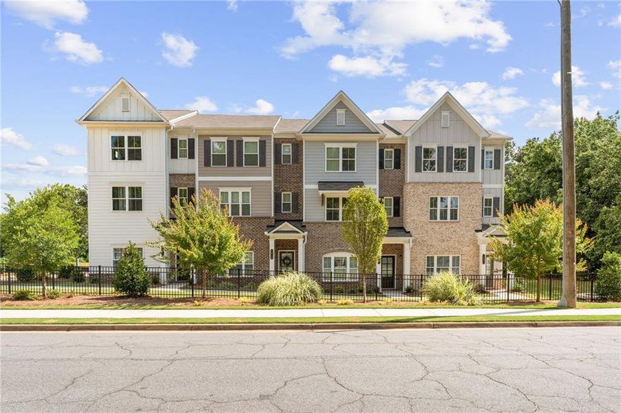 Image 39 of a home in East Park Village. Image 39 of a home in East Park Village.