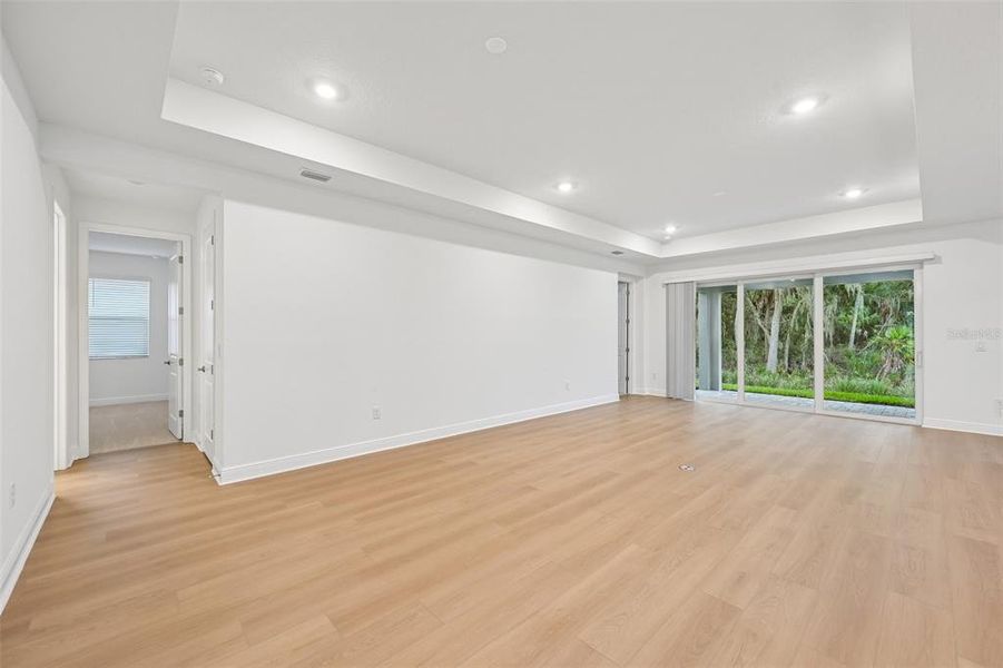 Spacious, unfurnished interior of a new home in Creeks Edge at Twin Rivers, Parrish (Image 15).