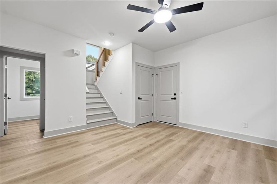 Spacious, unfurnished interior of a new home in , Athens (Image 18).
