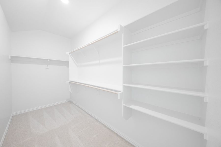 Spacious, unfurnished interior of a new home in Churchill, Anna (Image 14).